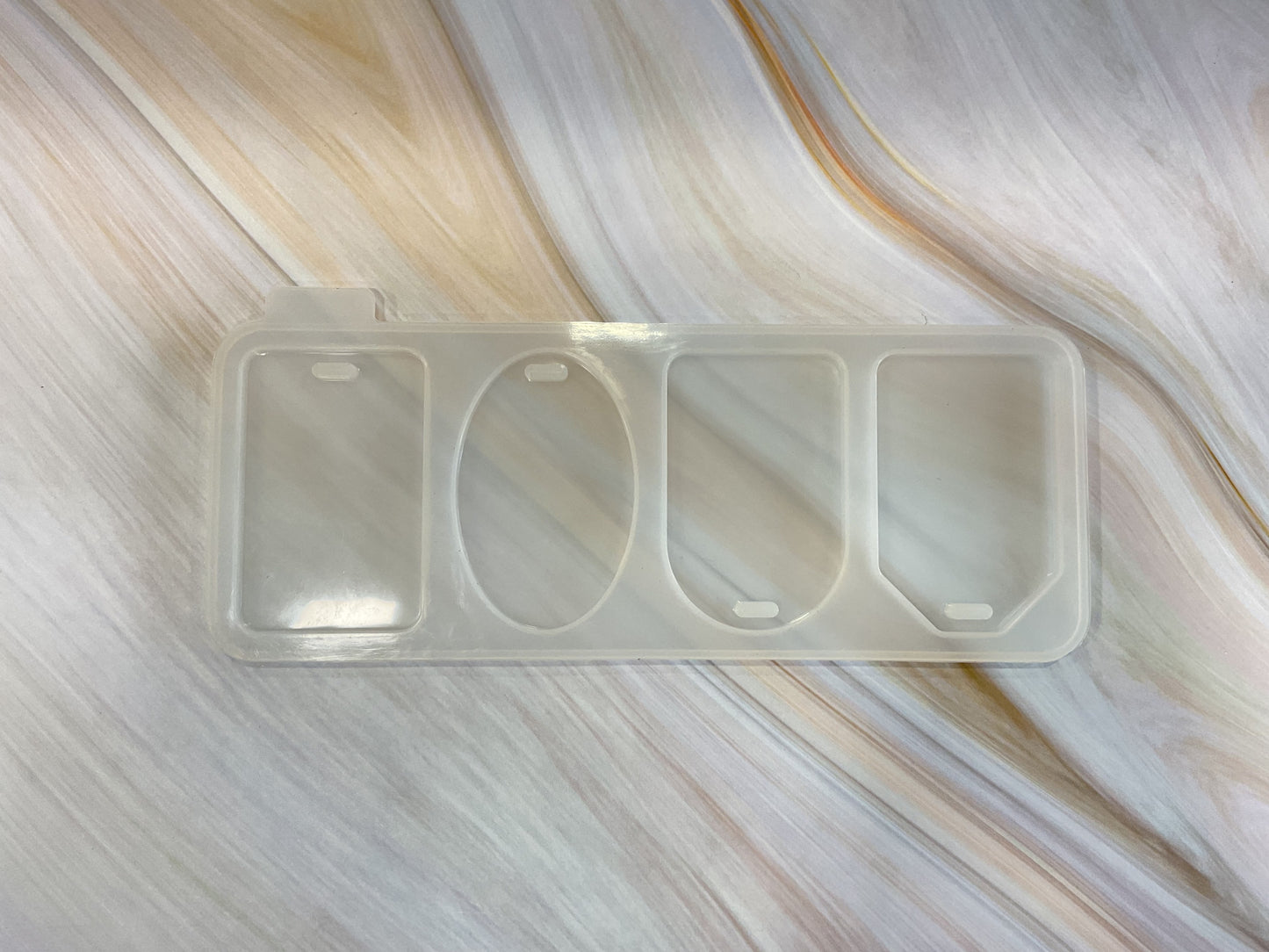LUGGAGE TAG MOULD