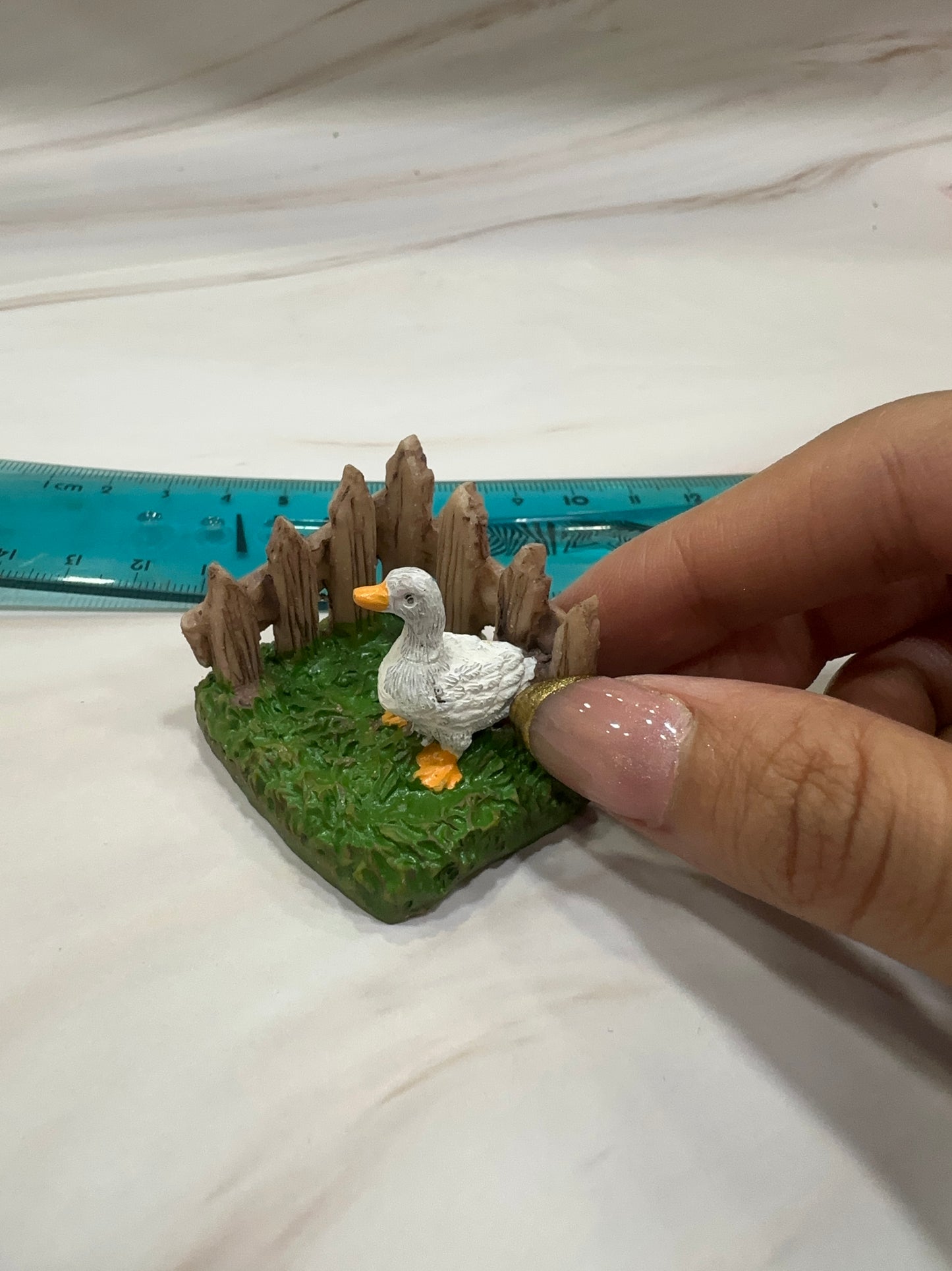 Goose Miniature with Fence Base